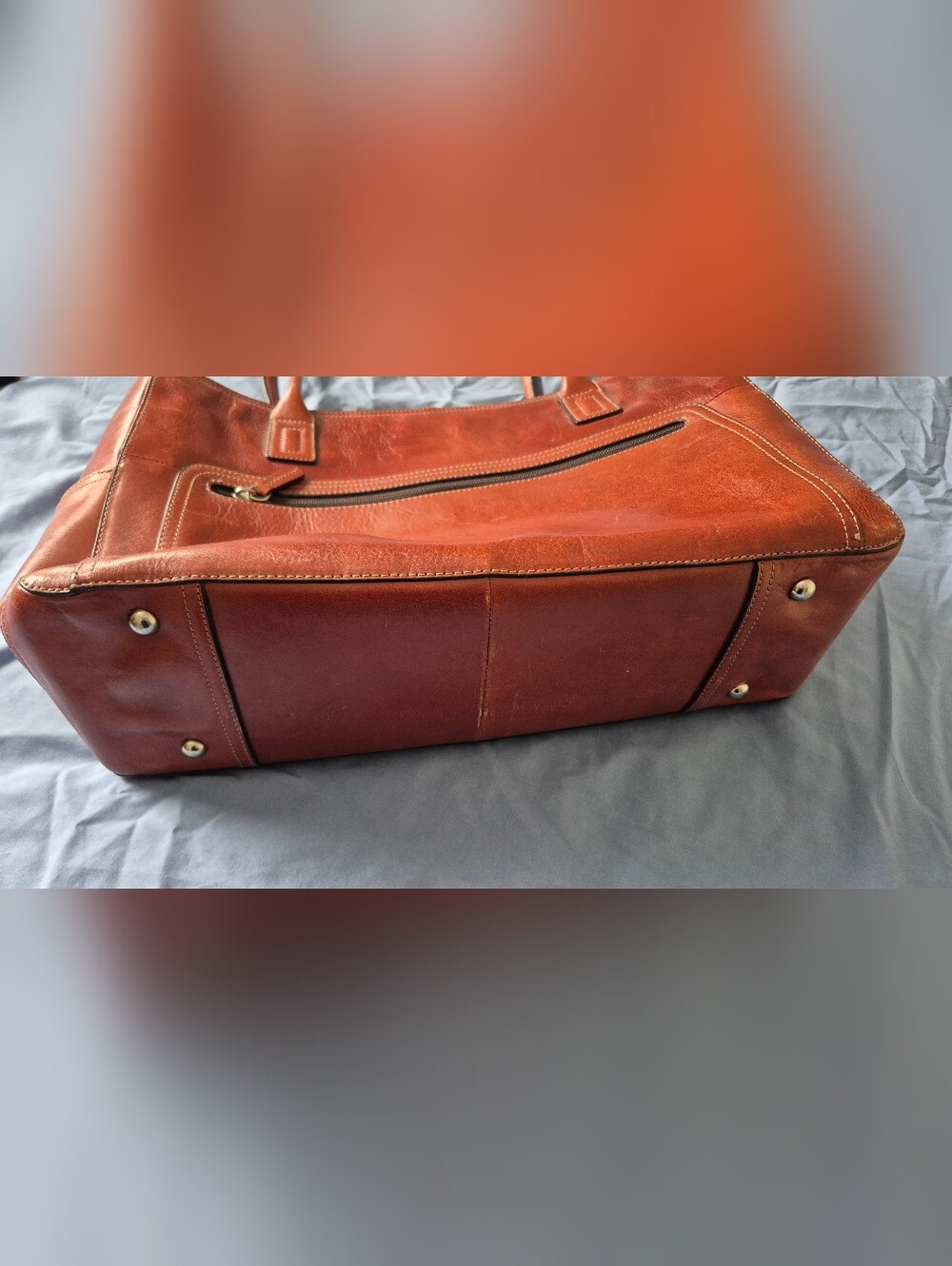 Classic Leather Tote Bag in Cognac Brown - Picture 4 of 8